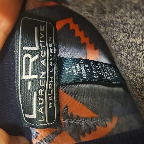 Lauren Ralph Lauren Active vintage Aztec Southwest Print Top - Picture 6 of 6
